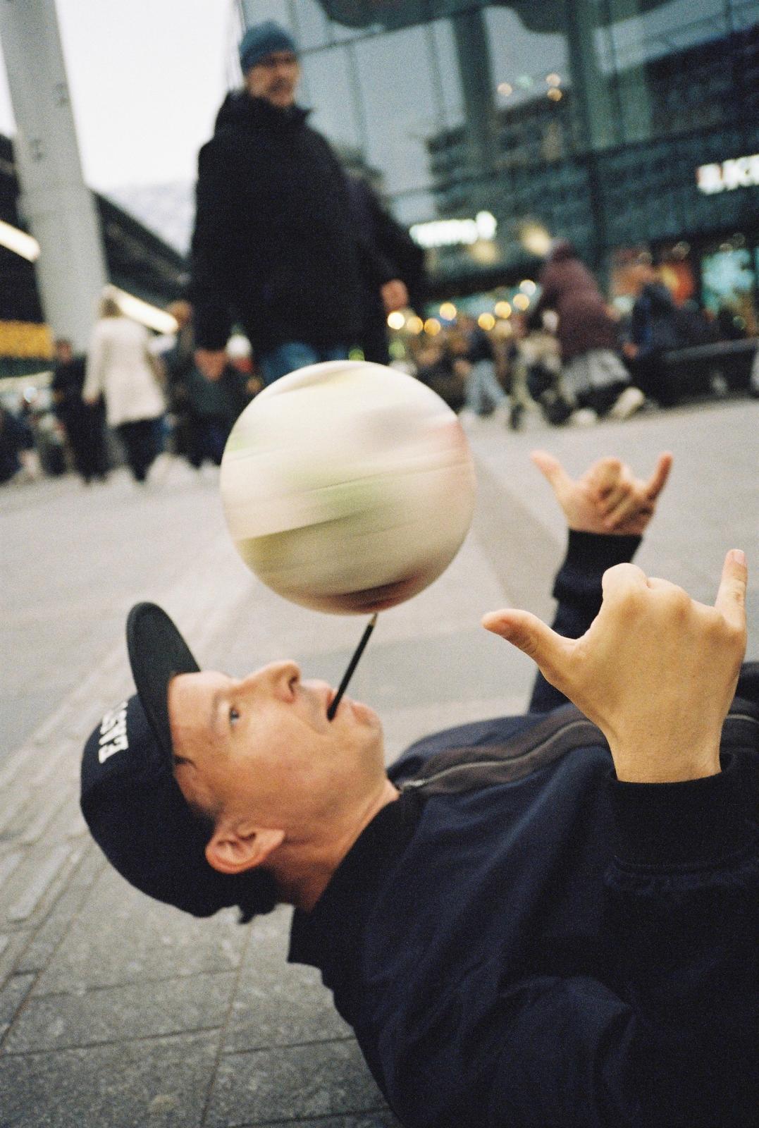 Ball balancing trick